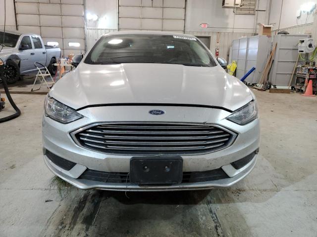 3FA6P0H75HR339250 - 2017 FORD FUSION SE SILVER photo 5