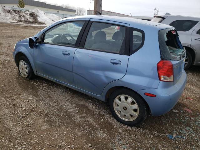 KL1TD62635B403379 - 2005 CHEVROLET AVEO BASE BLUE photo 2