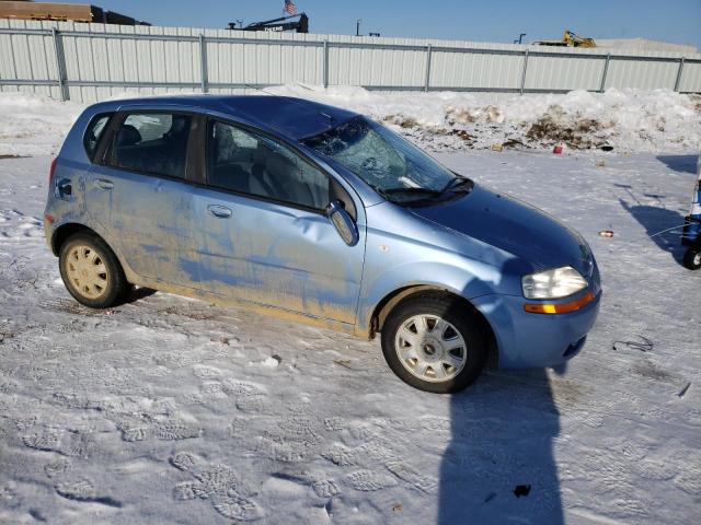 KL1TD62635B403379 - 2005 CHEVROLET AVEO BASE BLUE photo 4