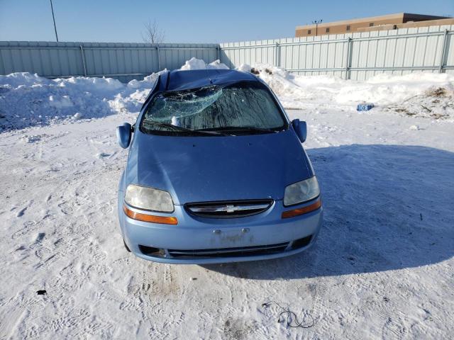 KL1TD62635B403379 - 2005 CHEVROLET AVEO BASE BLUE photo 5