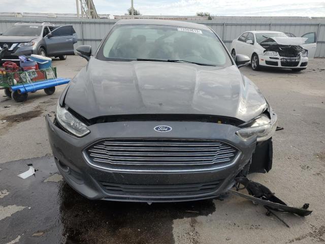 3FA6P0HDXGR136472 - 2016 FORD FUSION SE GRAY photo 5