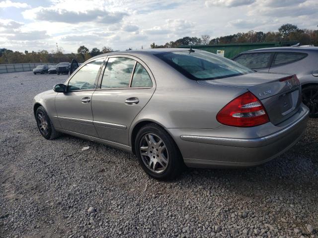 WDBUF65JX5A727652 - 2005 MERCEDES-BENZ E 320 BEIGE photo 2