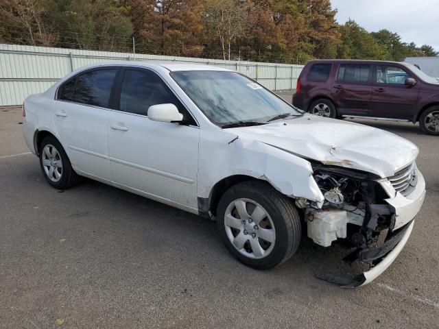 KNAGE123X85185652 - 2008 KIA OPTIMA LX WHITE photo 4