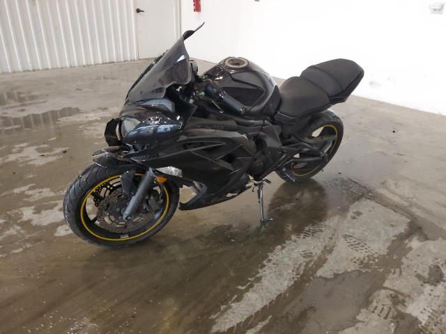 JKAEXEE12DDA09990 - 2013 KAWASAKI EX650 E BLACK photo 2