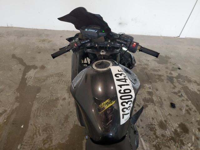 JKAEXEE12DDA09990 - 2013 KAWASAKI EX650 E BLACK photo 5