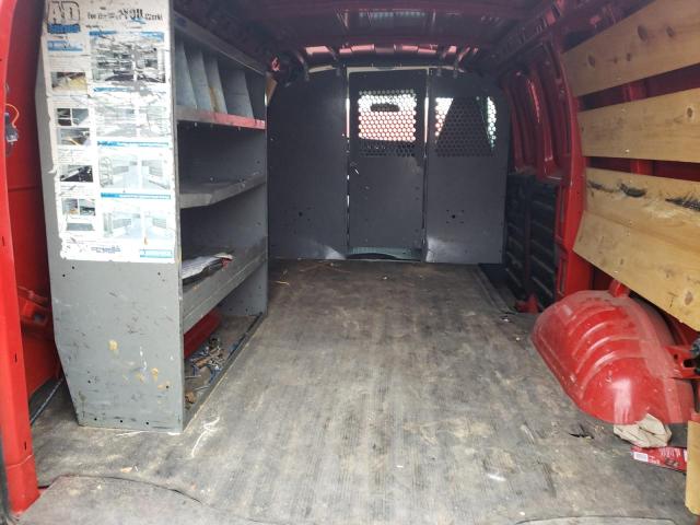 1GTW7AFG8J1185474 - 2018 GMC SAVANA G2500 RED photo 10