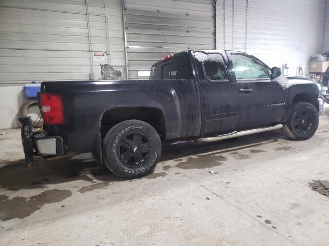 1GCEK19J07Z634061 - 2007 CHEVROLET SILVERADO BLACK photo 3