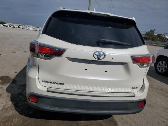 5TDKKRFH4GS134702 - 2016 TOYOTA HIGHLANDER XLE WHITE photo 6