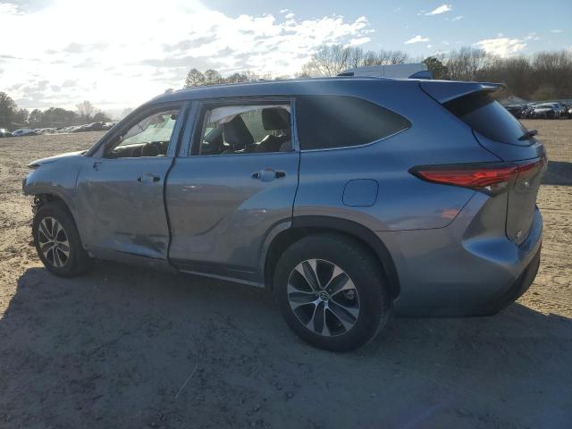 5TDGZRAH9LS010833 - 2020 TOYOTA HIGHLANDER XLE ნაცრისფერი ფოტო 2