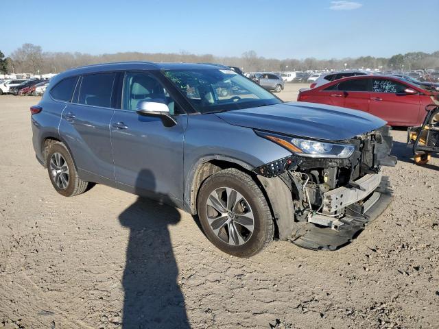 5TDGZRAH9LS010833 - 2020 TOYOTA HIGHLANDER XLE ნაცრისფერი ფოტო 4