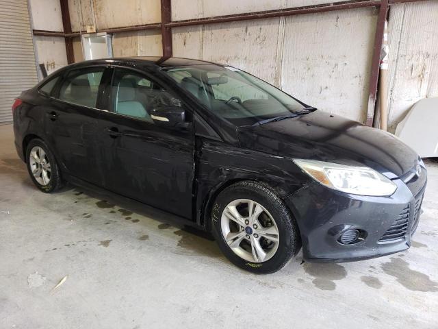 1FADP3F28EL320914 - 2014 FORD FOCUS SE BLACK photo 4