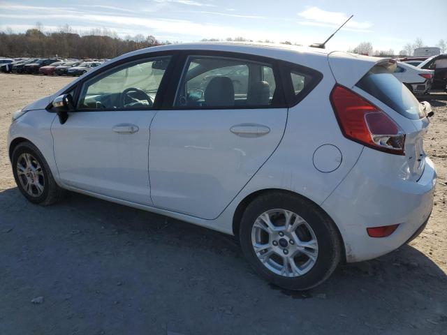 3FADP4EJXEM189000 - 2014 FORD FIESTA SE WHITE photo 2