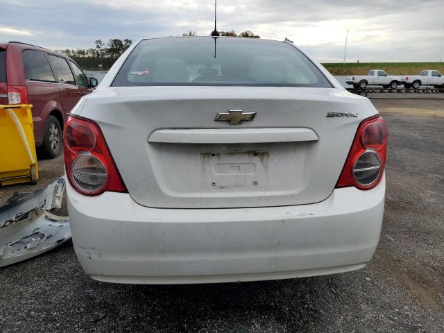 1G1JA5SH6F4120283 - 2015 CHEVROLET SONIC LS WHITE photo 6