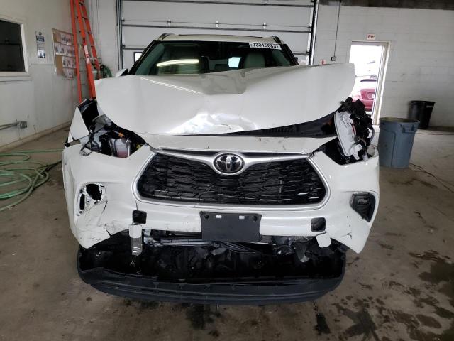 5TDGZRBH1MS137284 - 2021 TOYOTA HIGHLANDER XLE WHITE photo 5