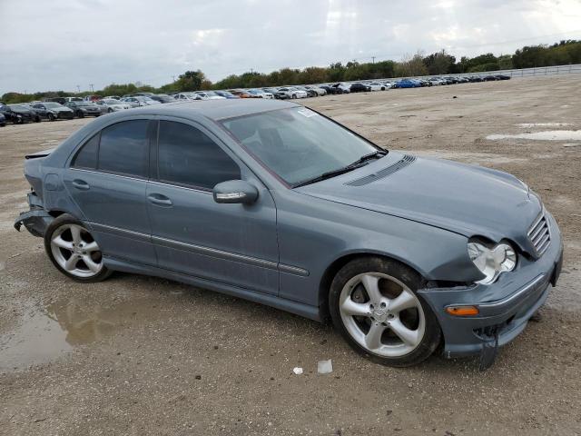 WDBRF52H16F780584 - 2006 MERCEDES-BENZ C 230 BLUE photo 4