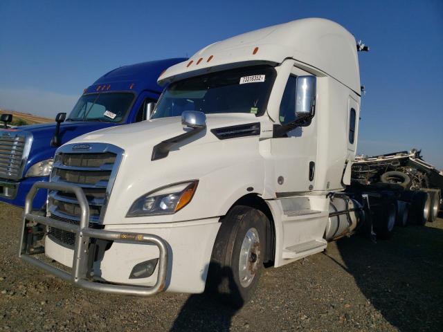 3AKJHHDR3MSMU8237 - 2021 FREIGHTLINER CASCADIA 1 WHITE photo 2