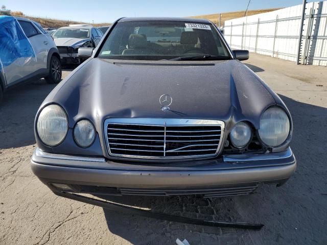 WDBJF55F6TJ007139 - 1996 MERCEDES-BENZ E 320 GRAY photo 5