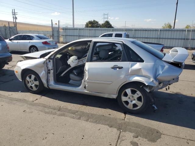 1FAHP34N77W129694 - 2007 FORD FOCUS ZX4 SILVER photo 2