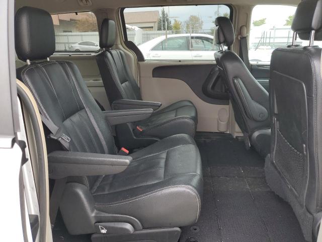 2C4RC1BG6FR589679 - 2015 CHRYSLER TOWN & COU TOURING WHITE photo 10