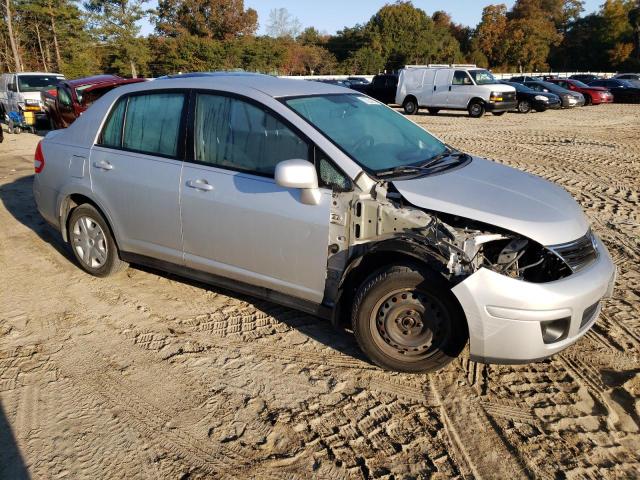 3N1BC1AP7BL431560 - 2011 NISSAN VERSA S SILVER photo 4