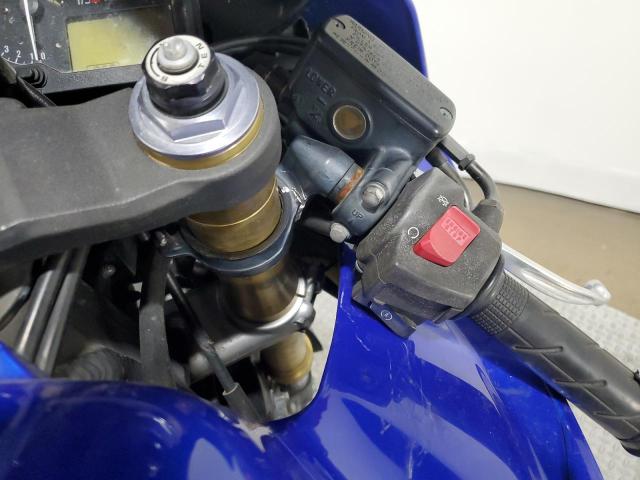 JH2PC37045M200576 - 2005 HONDA CBR600 RR BLUE photo 9