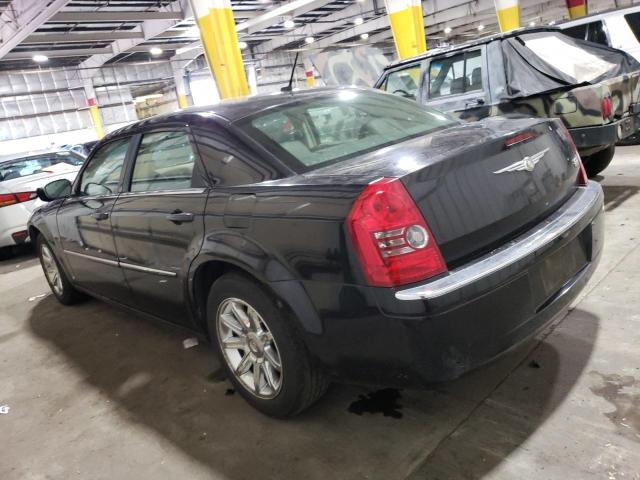 2C3LA33G28H236472 - 2008 CHRYSLER 300 LIMITED BLACK photo 2