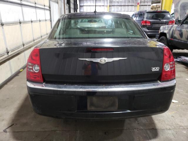 2C3LA33G28H236472 - 2008 CHRYSLER 300 LIMITED BLACK photo 6