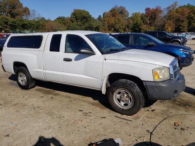 1D7HE22K17S172010 - 2007 DODGE DAKOTA ST WHITE photo 4