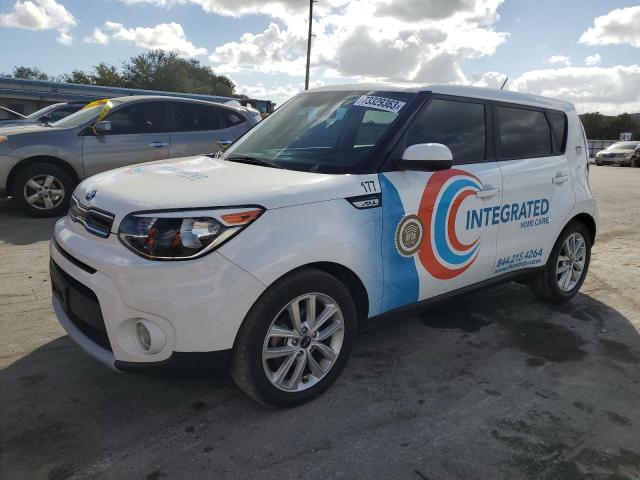 KNDJP3A56K7004558 - 2019 KIA SOUL + WHITE photo 1