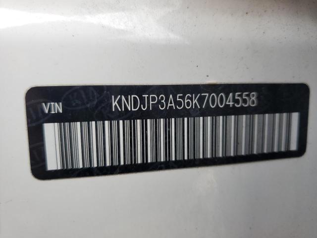 KNDJP3A56K7004558 - 2019 KIA SOUL + WHITE photo 12