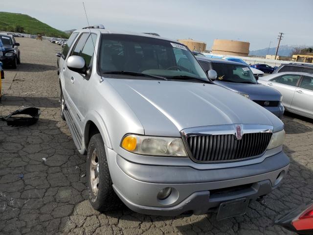 5LMPU28L6WLJ54337 - 1998 LINCOLN NAVIGATOR ნაცრისფერი ფოტო 5