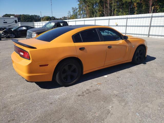 2C3CDXBG2DH672863 - 2013 DODGE CHARGER SE ORANGE photo 3