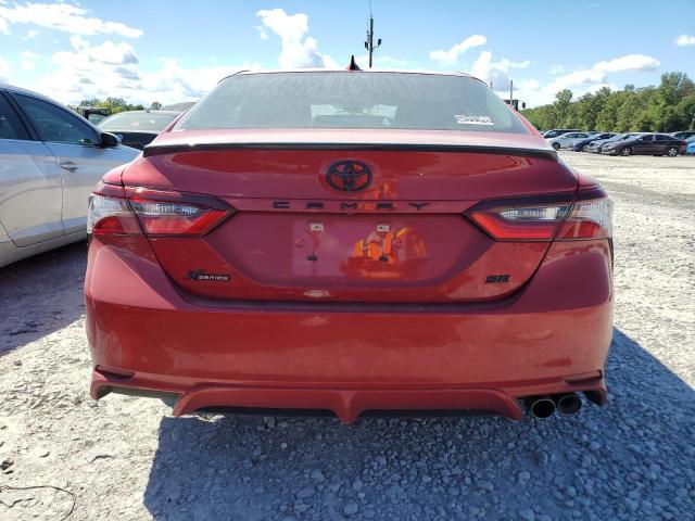 4T1G11AKXRU217753 - 2024 TOYOTA CAMRY SE NIGHT SHADE RED photo 6