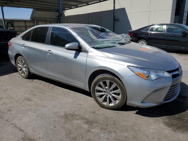 4T1BF1FK1HU338724 - 2017 TOYOTA CAMRY LE SILVER photo 4