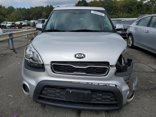 KNDJT2A54D7768028 - 2013 KIA SOUL SILVER photo 5