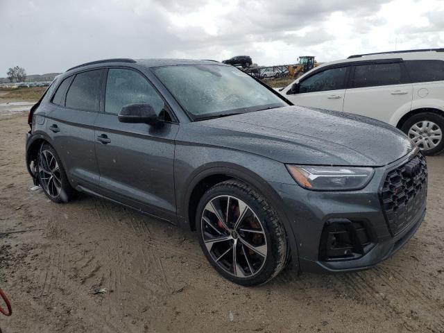 WA1B4AFY1N2026919 - 2022 AUDI SQ5 PREMIUM PLUS GRAY photo 4