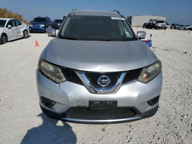 5N1AT2MT1EC790356 - 2014 NISSAN ROGUE S SILVER photo 5