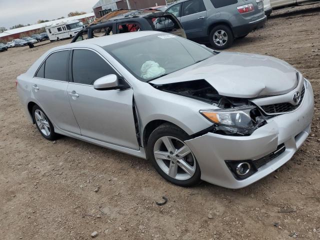 4T1BF1FK3EU430803 - 2014 TOYOTA CAMRY L SILVER photo 4