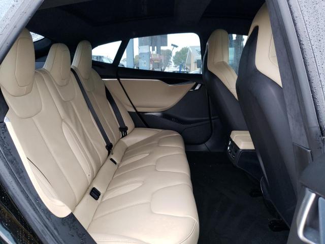 5YJSA1E41GF126368 - 2016 TESLA MODEL S Սև լուսանկար 10