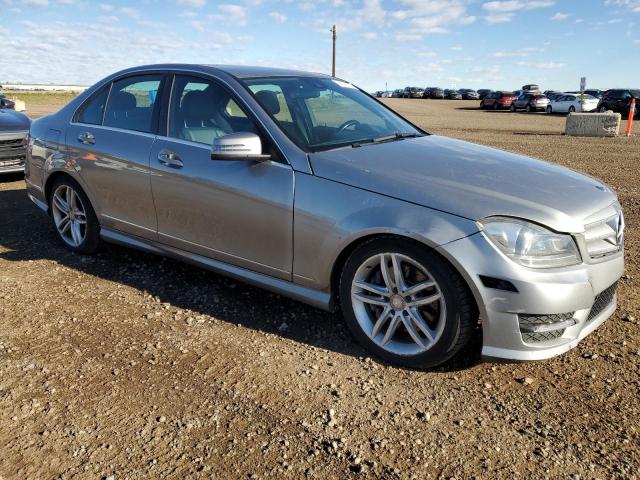 WDDGF8ABXEA917496 - 2014 MERCEDES-BENZ C 300 4MATIC SILVER photo 4