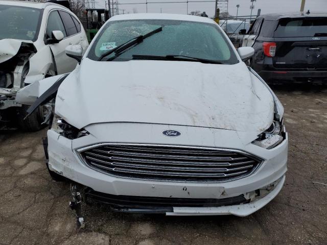 3FA6P0LU5HR385321 - 2017 FORD FUSION SE HYBRID WHITE photo 5