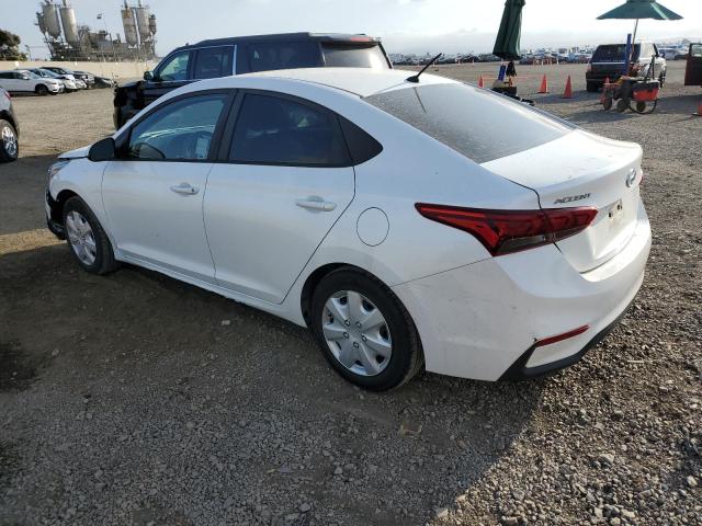 3KPC24A33JE016399 - 2018 HYUNDAI ACCENT SE WHITE photo 2