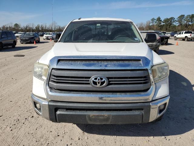 5TFRM5F18EX080946 - 2014 TOYOTA TUNDRA DOUBLE CAB SR/SR5 WHITE photo 5