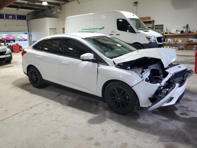 1FADP3F21GL372226 - 2016 FORD FOCUS SE WHITE photo 4