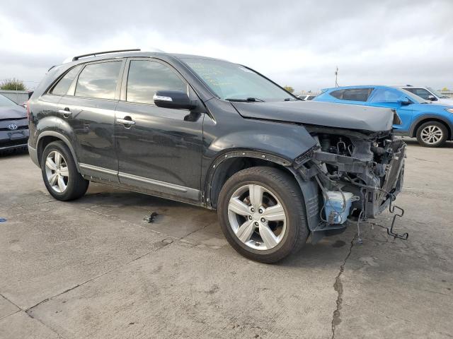 5XYKU3A69DG417277 - 2013 KIA SORENTO EX BLACK photo 4