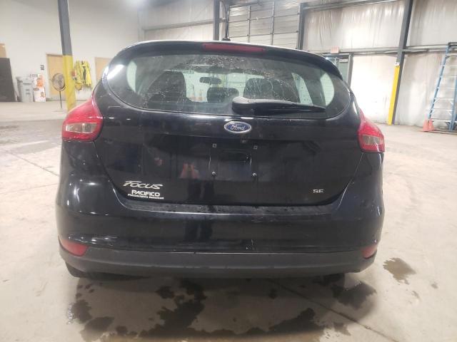 1FADP3K2XJL231765 - 2018 FORD FOCUS SE BLACK photo 6