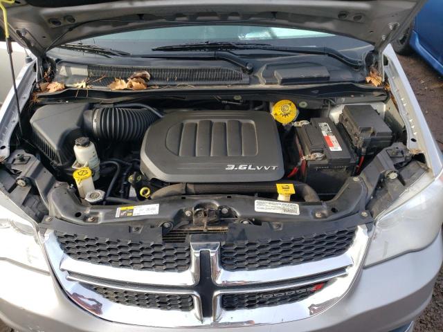 2C4RDGBG0FR541899 - 2015 DODGE GRAND CARA SE SILVER photo 12