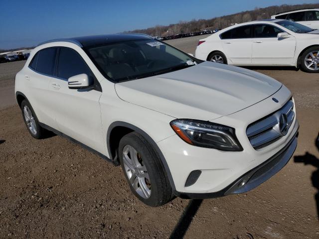 WDCTG4GB8FJ060757 - 2015 MERCEDES-BENZ GLA 250 4MATIC WHITE photo 4