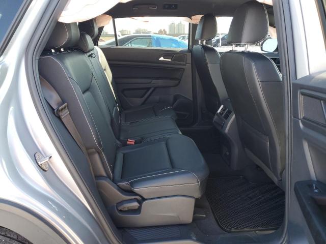 1V25E2CA0LC217380 - 2020 VOLKSWAGEN ATLAS CROS SE ნაცრისფერი ფოტო 11