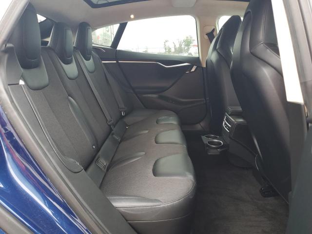 5YJSA1E17GF176214 - 2016 TESLA MODEL S BLUE photo 11